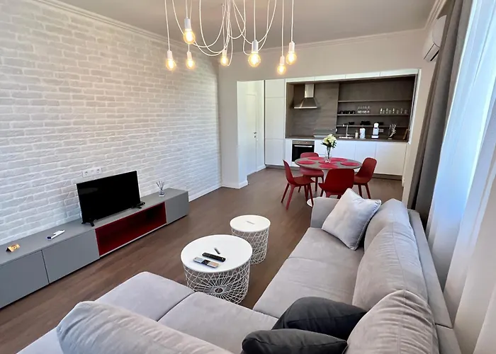 Location ! Location ! Location ! City Garden View Apartment